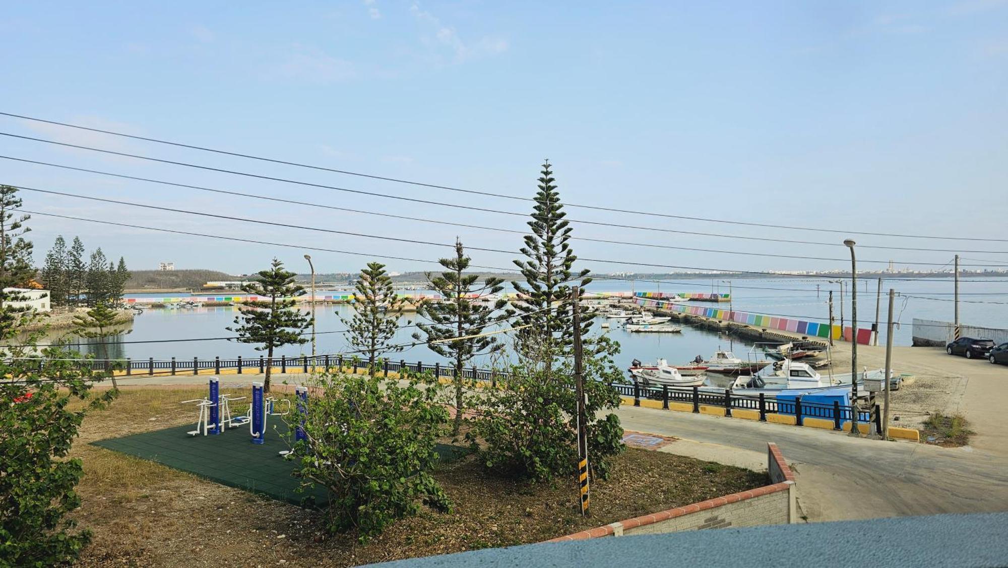 Sea Front Homestay Magong Bagian luar foto